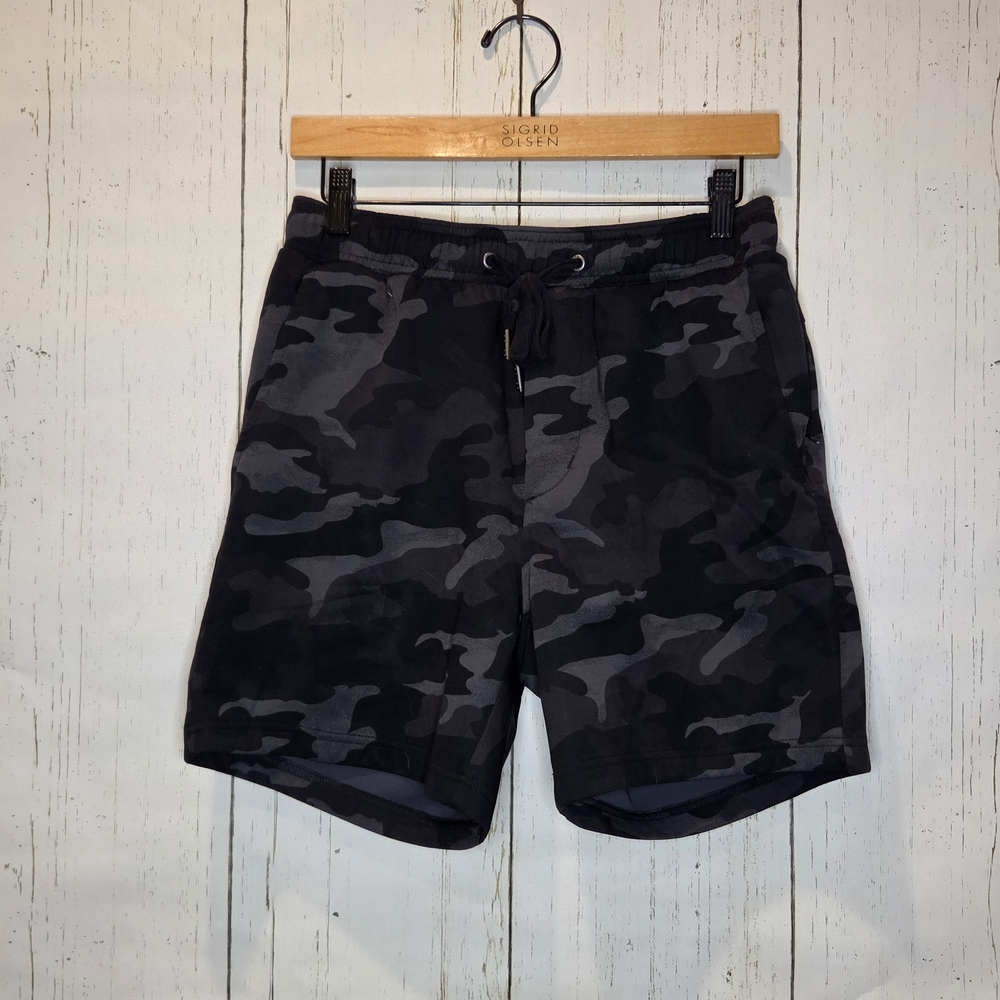 American Eagle Outfitters Men's Black Camo Athletic Shorts
